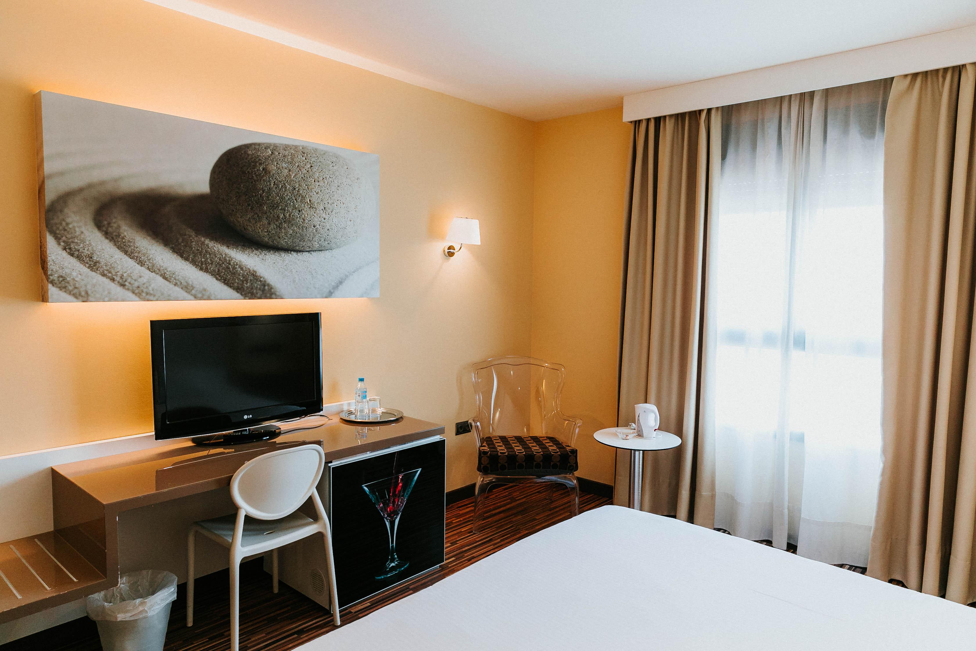 Hotel Malaga Nostrum Airport Luaran gambar